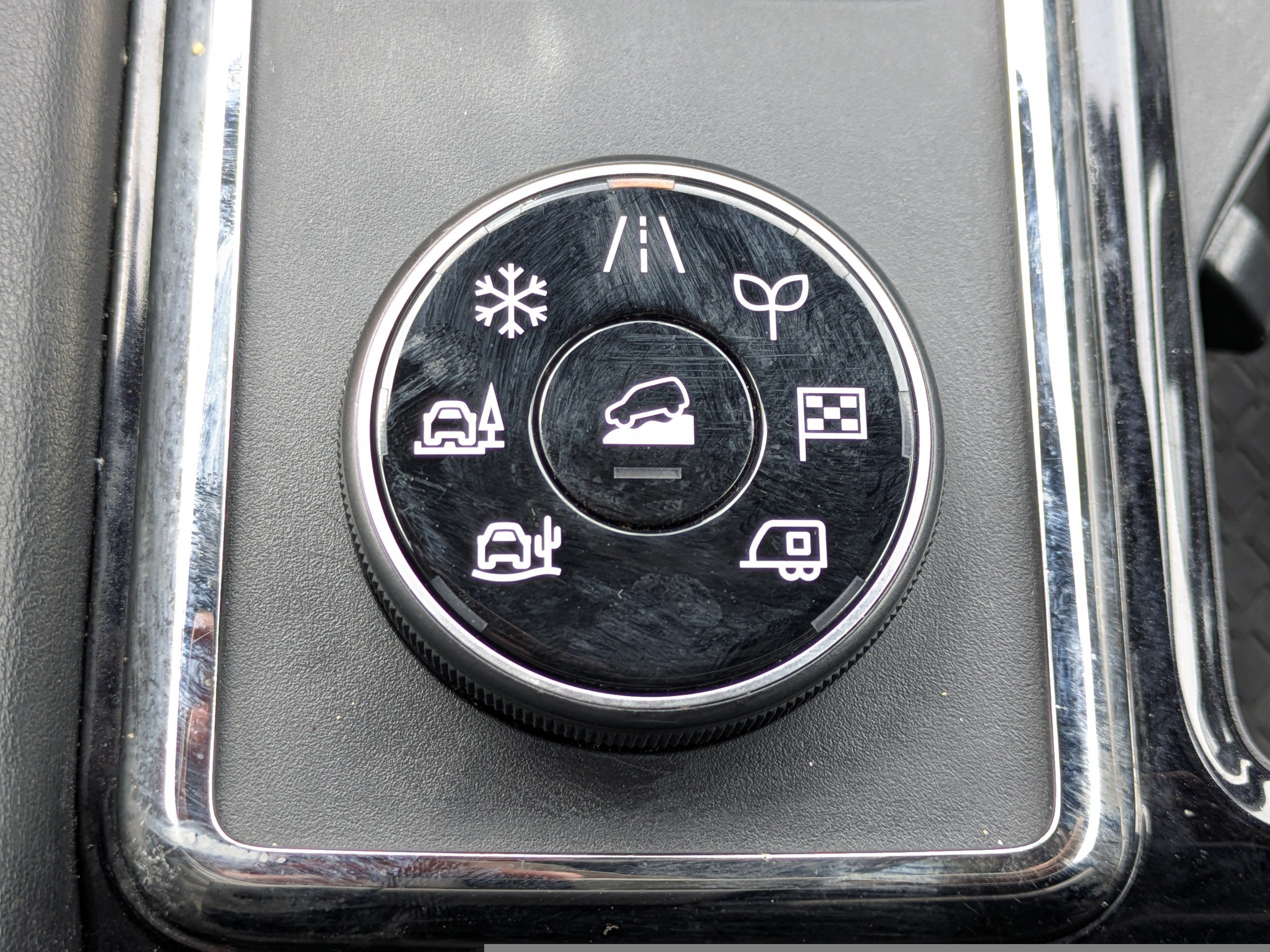 Used 2024 Nissan Pathfinder Rock Creek AWD/4WD image 30
