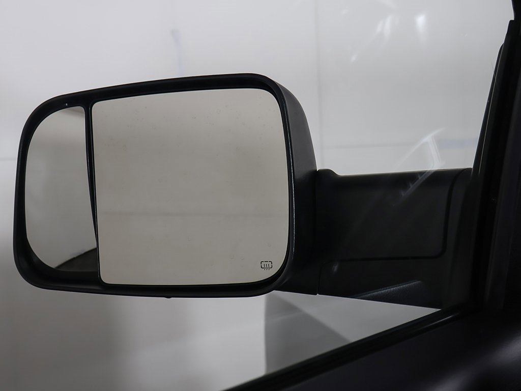 Used 2018 RAM 3500 Tradesman w/ Chrome Appearance Group image 26