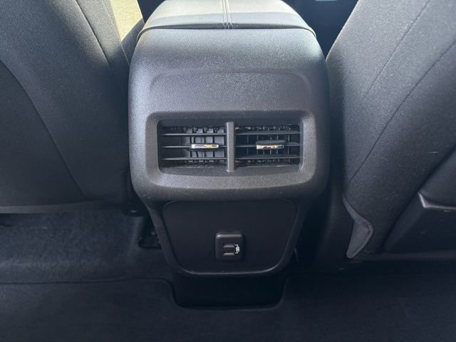 Used 2024 GMC Terrain SLE image 16