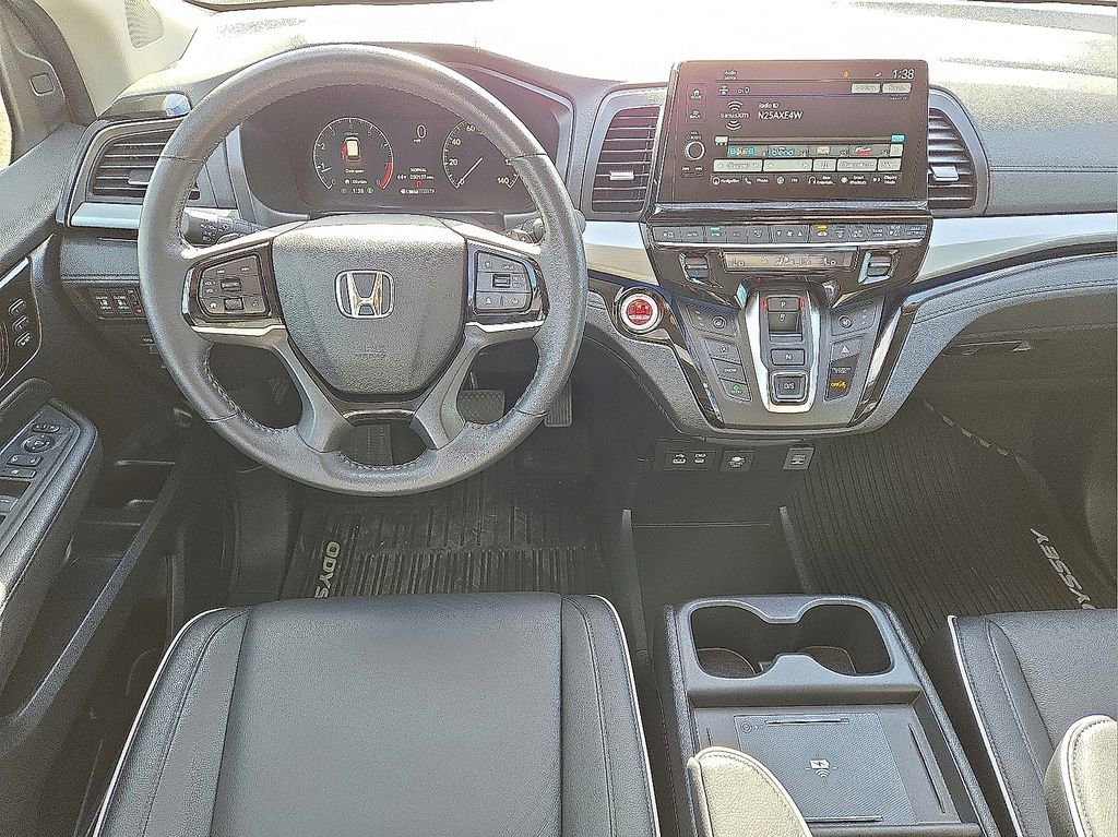 Used 2025 Honda Odyssey Touring image 18