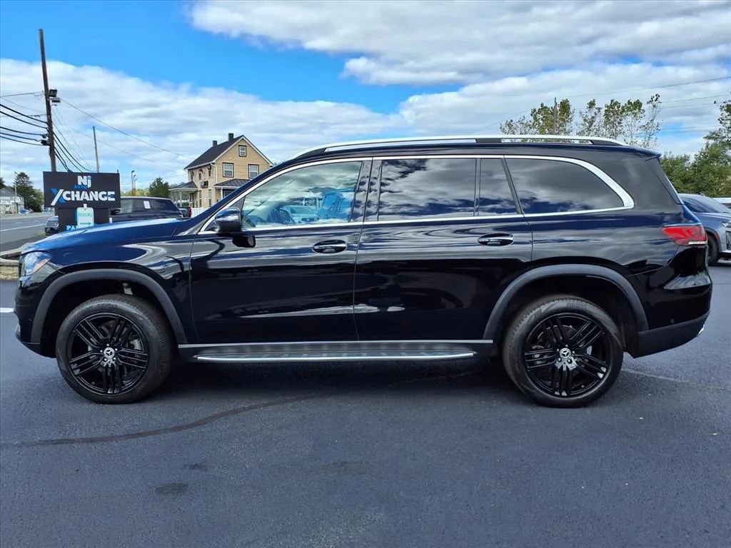 Used 2022 Mercedes-Benz GLS 450 4MATIC image 7
