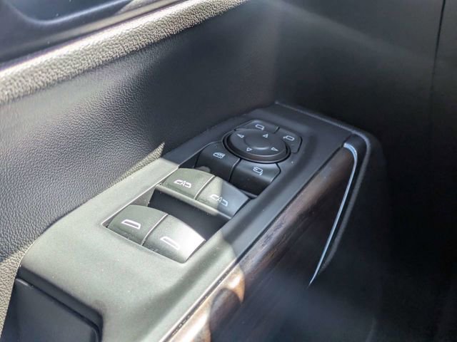 Used 2020 GMC Sierra 1500 SLT w/ SLT Premium Plus Package RWD image 24
