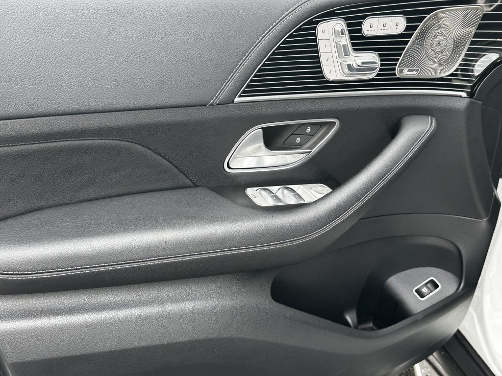 Certified 2024 Mercedes-Benz GLS 580 4MATIC w/ Warmth & Comfort Package image 10