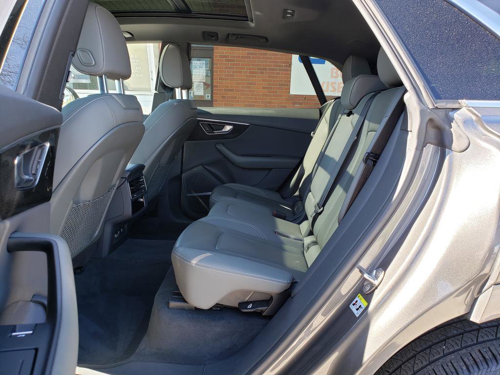 Used 2020 Audi Q8 Premium Plus w/ Premium Plus Package image 11