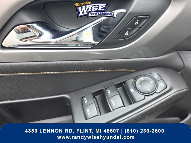 Used 2019 Chevrolet Traverse LS AWD/4WD image 11