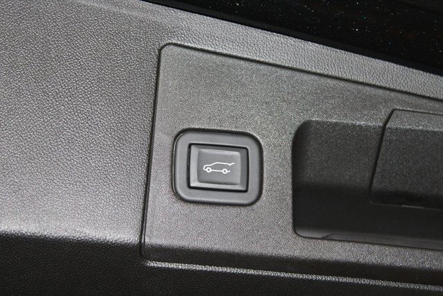 Certified 2023 Cadillac XT5 Premium Luxury w/ LPO, Floor Liner Package image 30