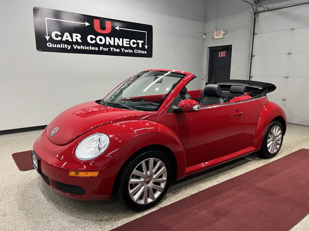 Used 2009 Volkswagen Beetle S image 2