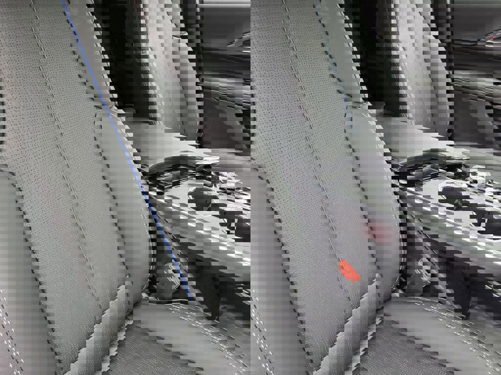 Certified 2024 Cadillac Lyriq Sport AWD/4WD image 8