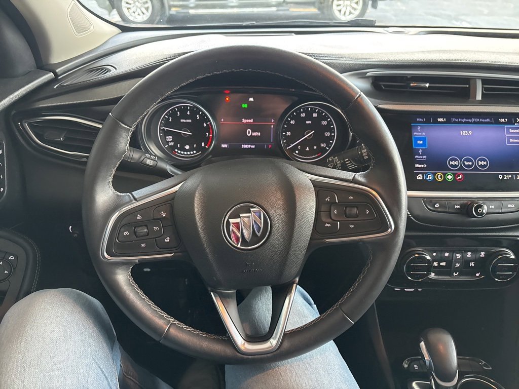 Used 2020 Buick Encore GX Essence image 10