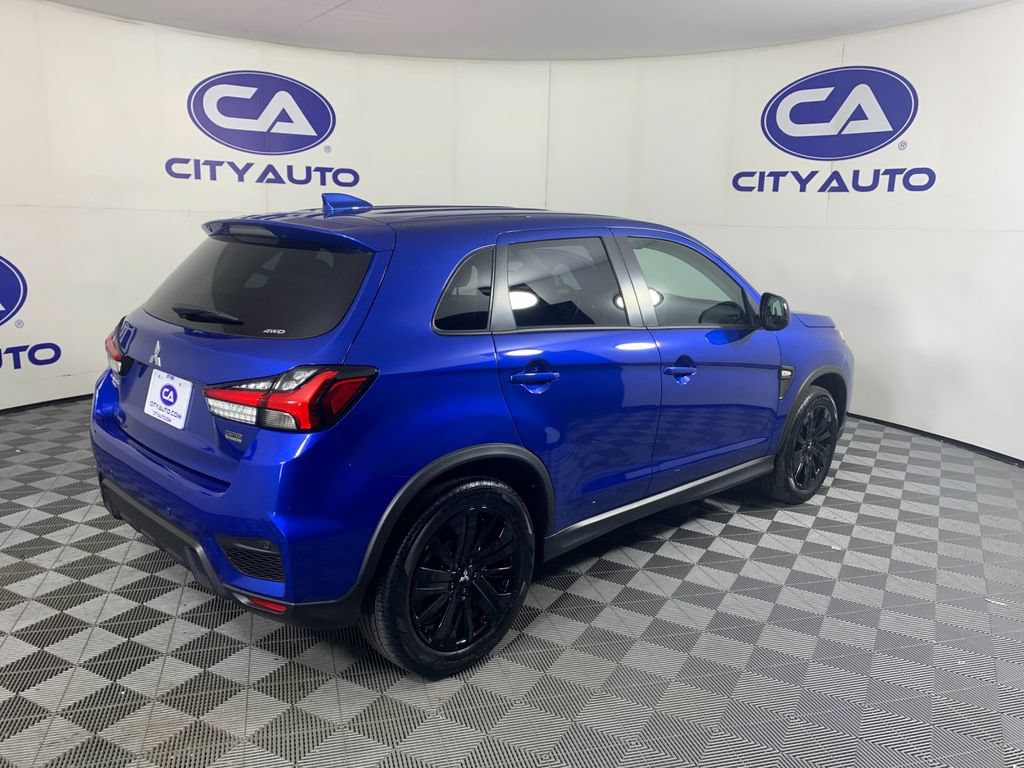 Used 2025 Mitsubishi Outlander Sport AWD image 3