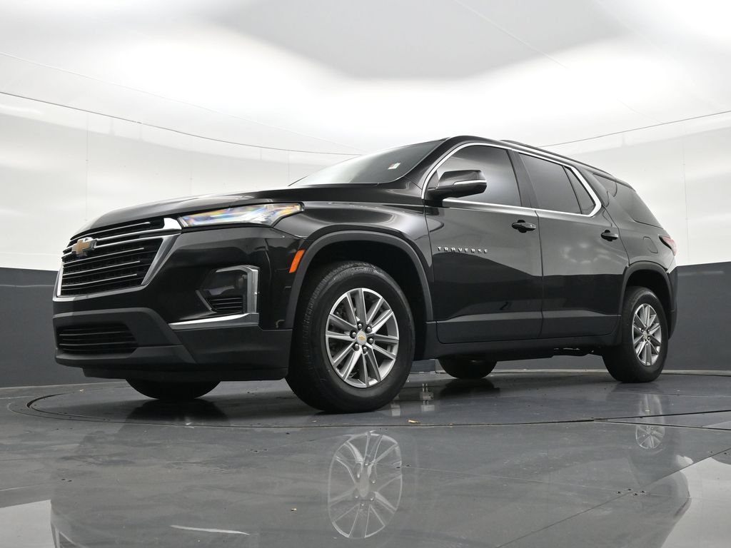 Used 2022 Chevrolet Traverse LT FWD image 24
