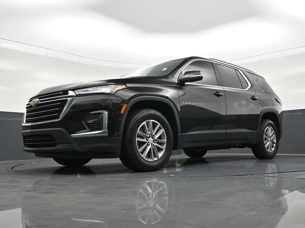 Used 2022 Chevrolet Traverse LT image 24