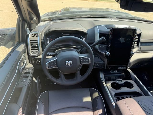 New 2026 RAM 3500 Laramie AWD/4WD image 29