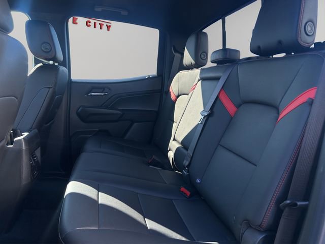 Used 2023 Chevrolet Colorado Z71 w/ Z71 Convenience Package 2 image 15