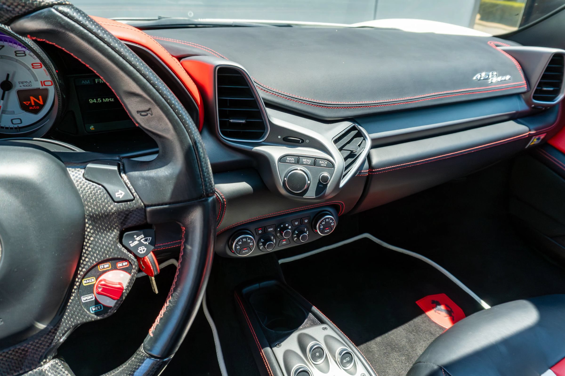 Used 2014 Ferrari 458 Spider RWD image 16