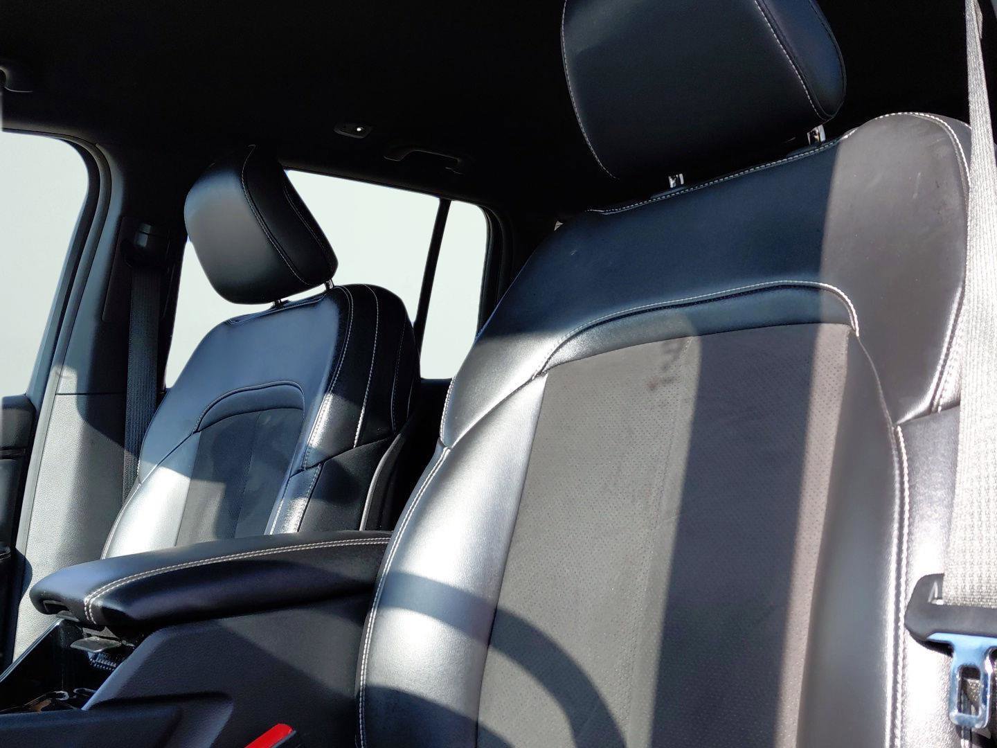 Used 2023 Jeep Grand Cherokee Altitude image 24