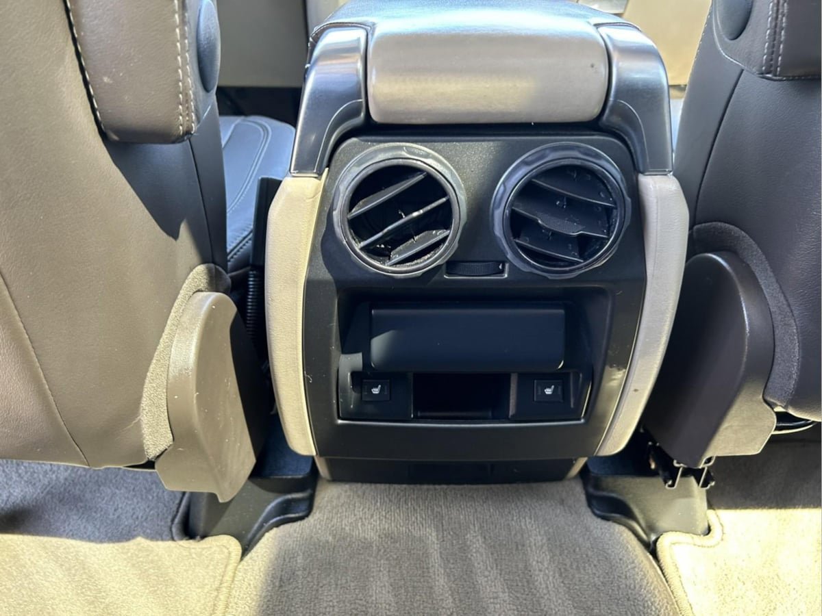 Used 2014 Land Rover LR4 HSE LUX image 19
