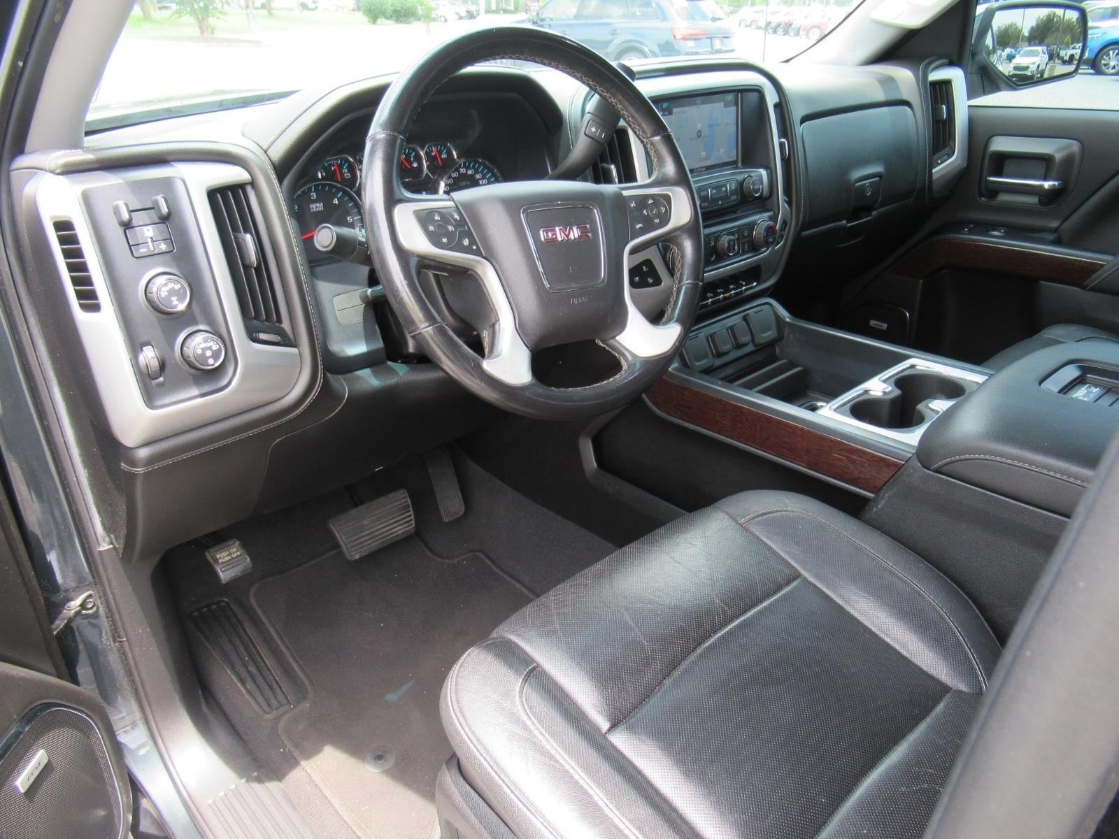 Used 2018 GMC Sierra 1500 SLT AWD/4WD image 16