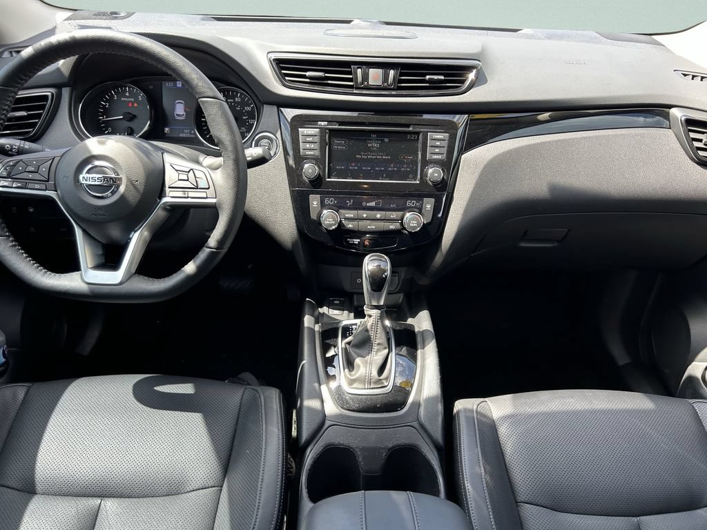 Used 2021 Nissan Rogue Sport SL w/ Premium Package FWD image 19