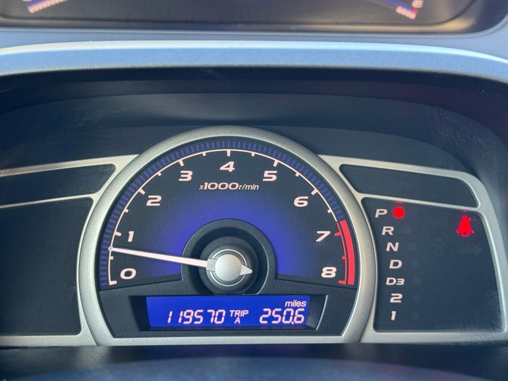 Used 2010 Honda Civic LX image 23