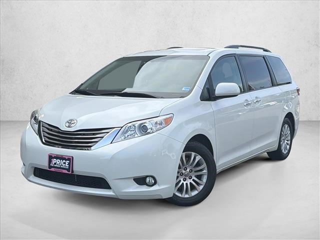 Used 2017 Toyota Sienna XLE Premium