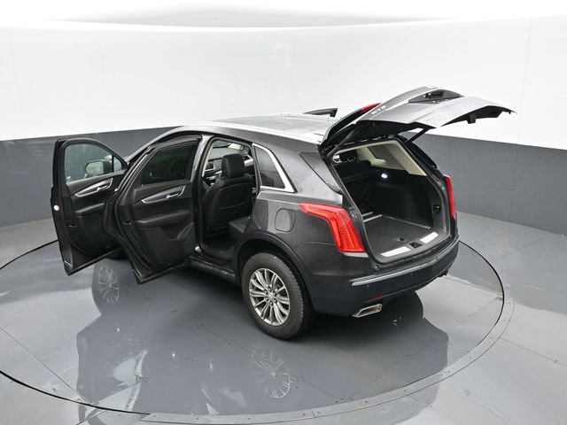 Used 2017 Cadillac XT5 Luxury w/ Driver Awareness Package image 29