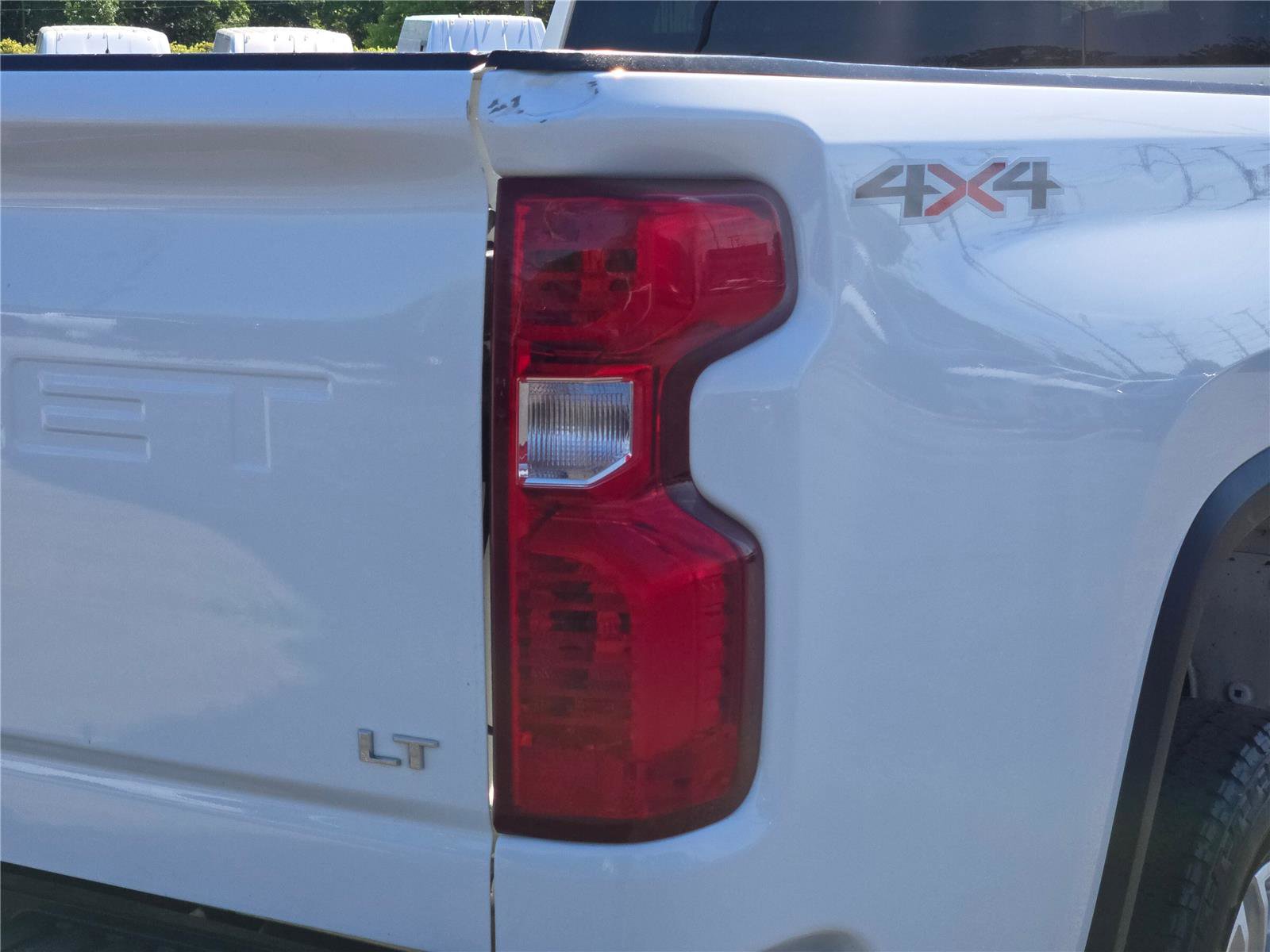Used 2021 Chevrolet Silverado 2500 LT AWD/4WD image 13