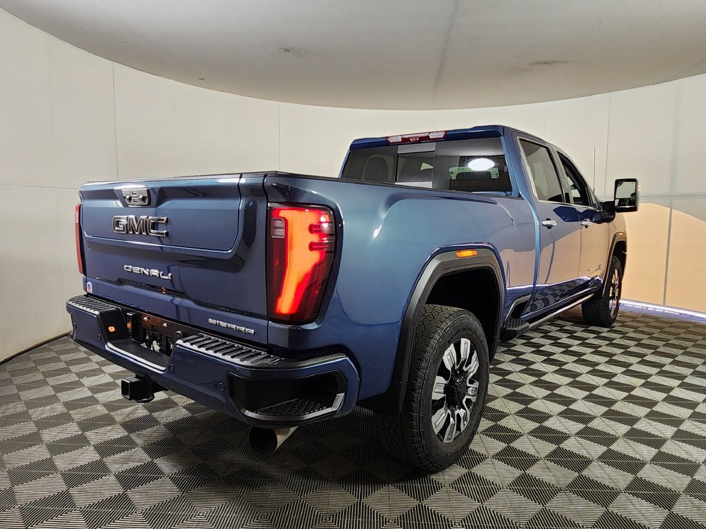 Used 2024 GMC Sierra 2500 Denali w/ Denali Reserve Package AWD/4WD image 7