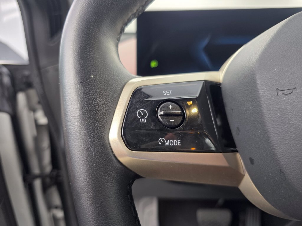 Certified 2022 BMW iX xDrive50 w/ Premium Package AWD/4WD image 19