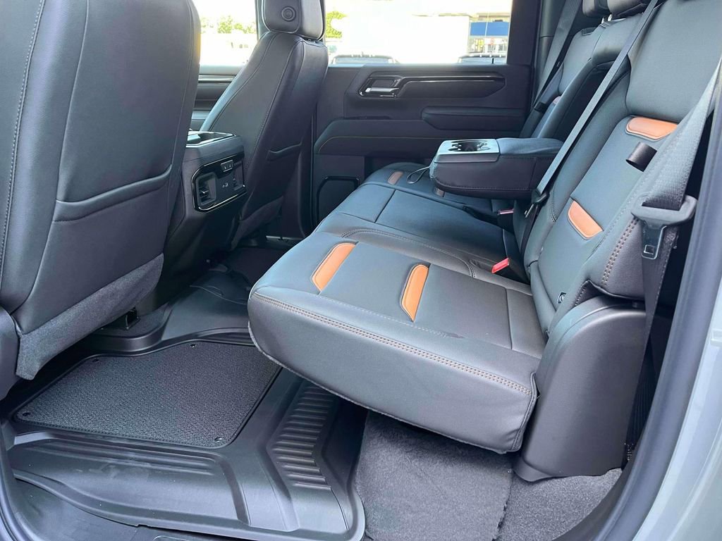 New 2026 GMC Sierra 2500 AT4 w/ Technology Package image 17