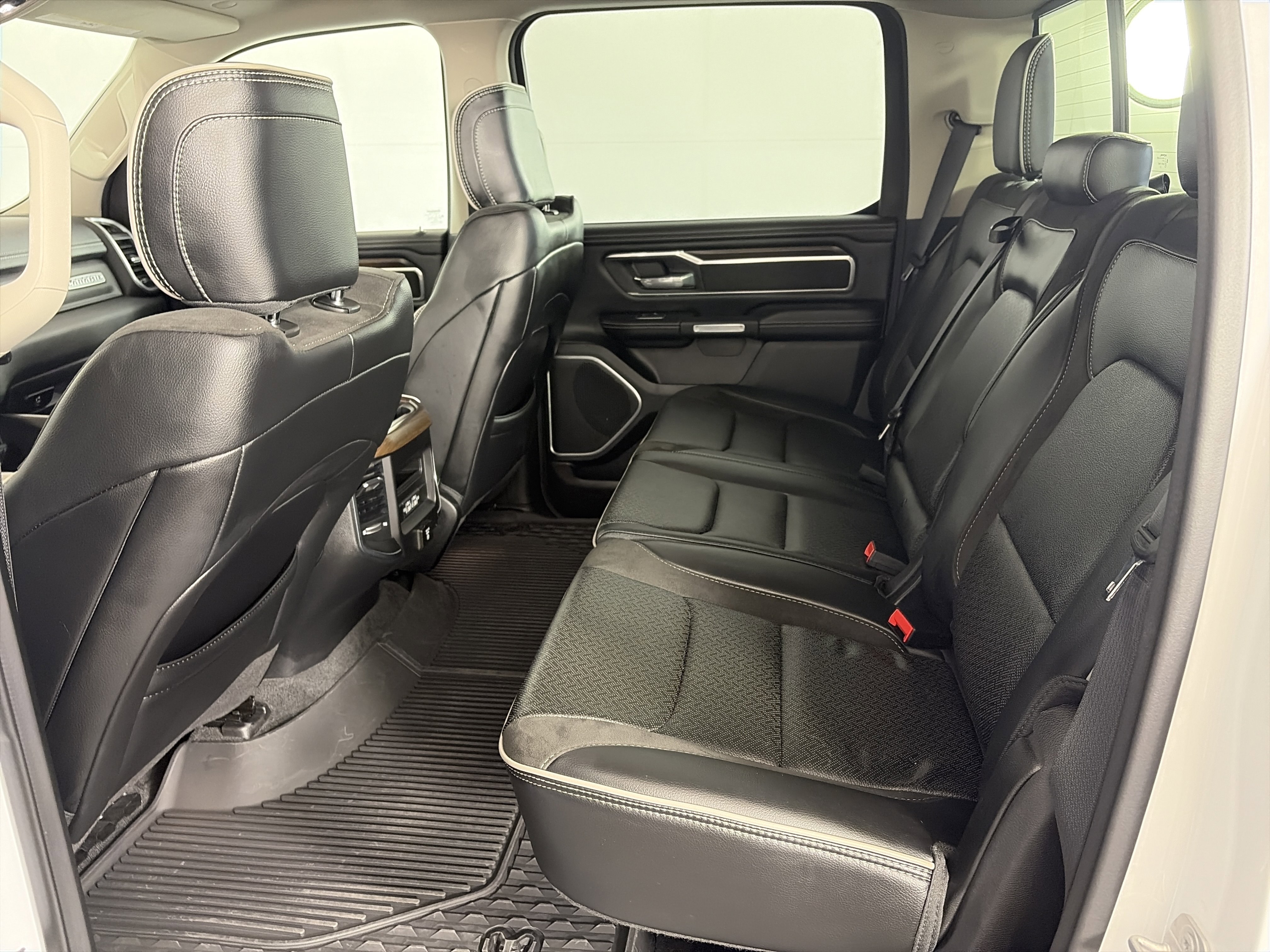 Used 2022 RAM 1500 Laramie image 7