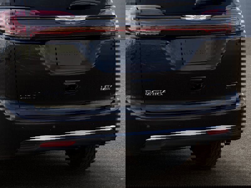 New 2026 Chrysler Pacifica Limited image 39