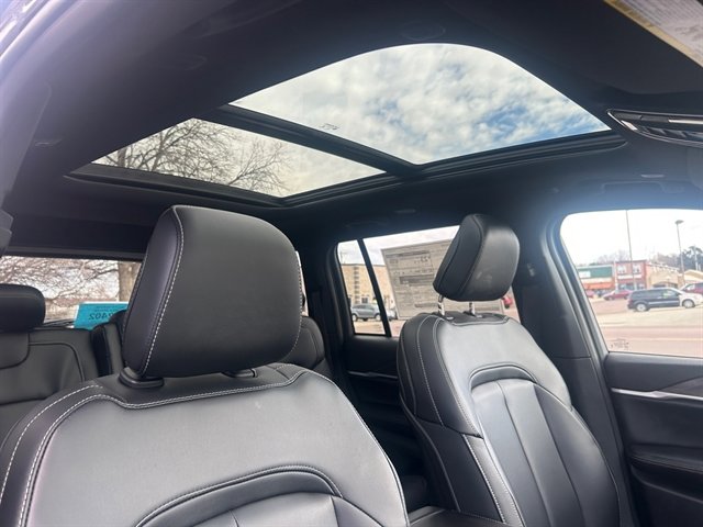 New 2026 Jeep Grand Cherokee Limited w/ Limited Altitude Package image 16