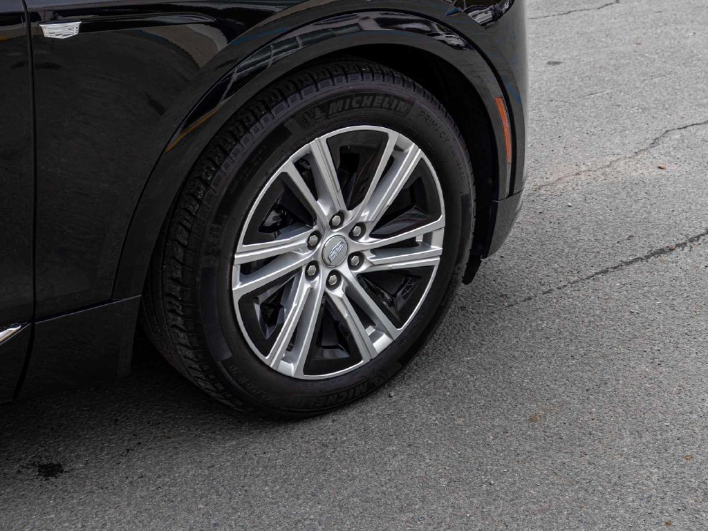 Used 2024 Cadillac Lyriq Tech AWD/4WD image 7