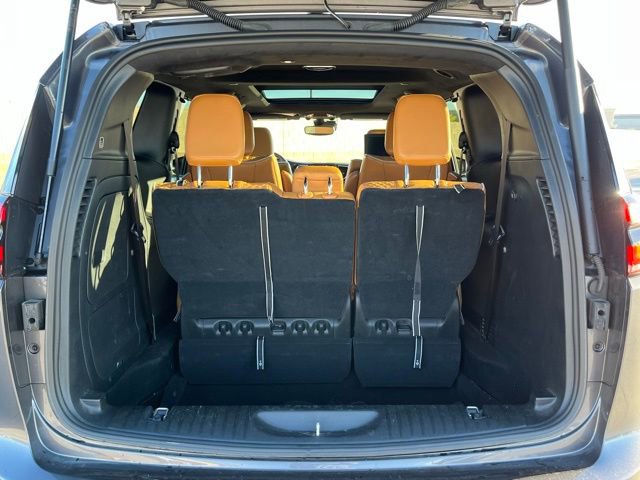 Used 2023 Chrysler Pacifica Pinnacle image 17