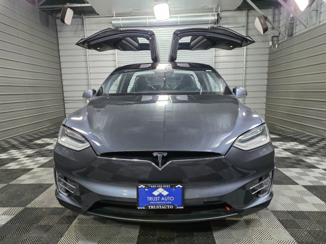 Used 2020 Tesla Model X Long Range image 3