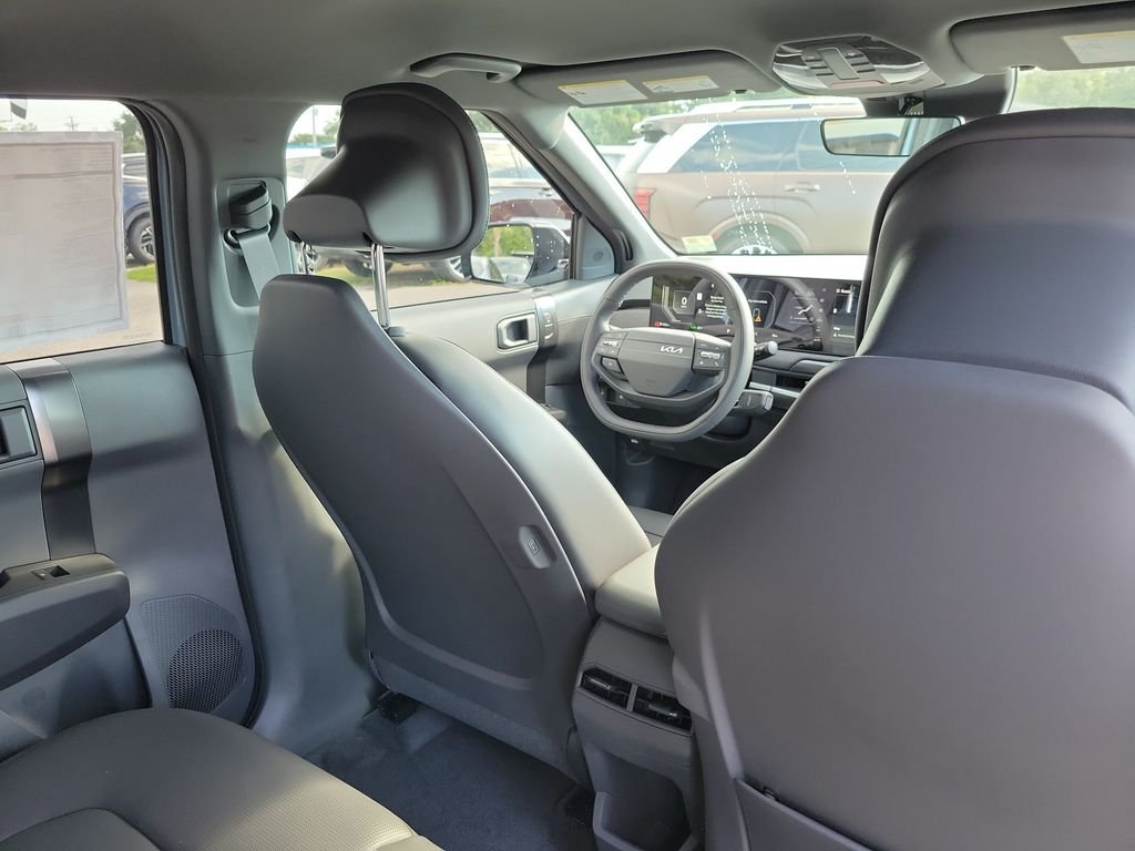 New 2027 Kia EV3 Wind FWD image 13