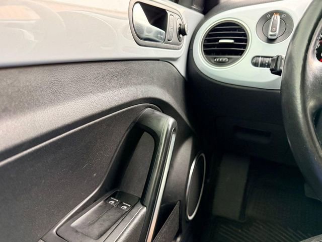 Used 2017 Volkswagen Beetle 1.8T SE image 27