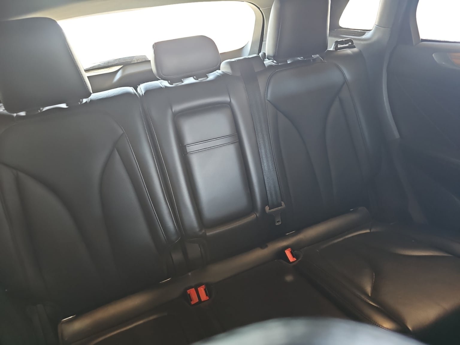Used 2015 Lincoln MKC FWD w/ Equipment Group 102A Reserve image 18