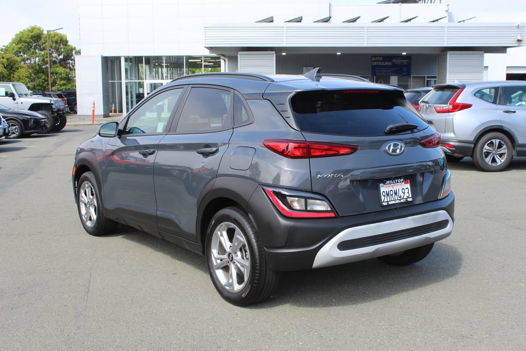 Used 2023 Hyundai Kona SEL w/ Cargo Package FWD image 9