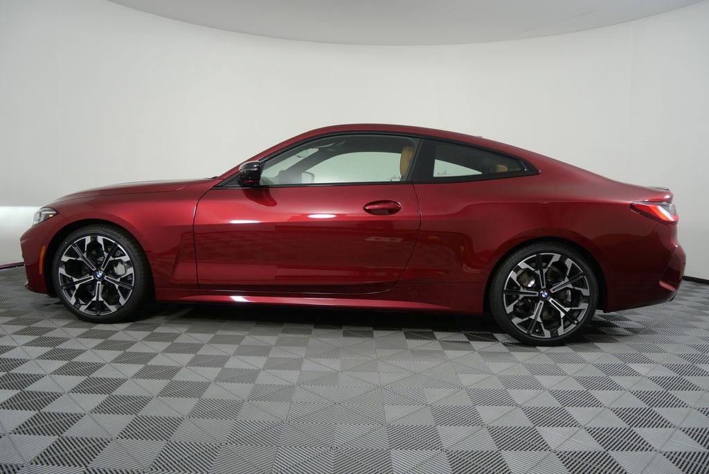 Used 2026 BMW 430i Coupe w/ M Sport Package RWD image 6