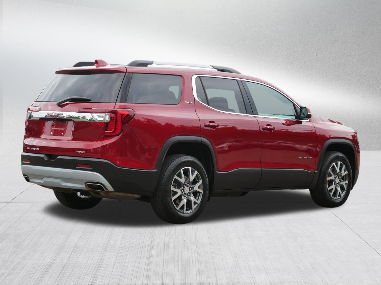 Used 2023 GMC Acadia SLT AWD/4WD image 7