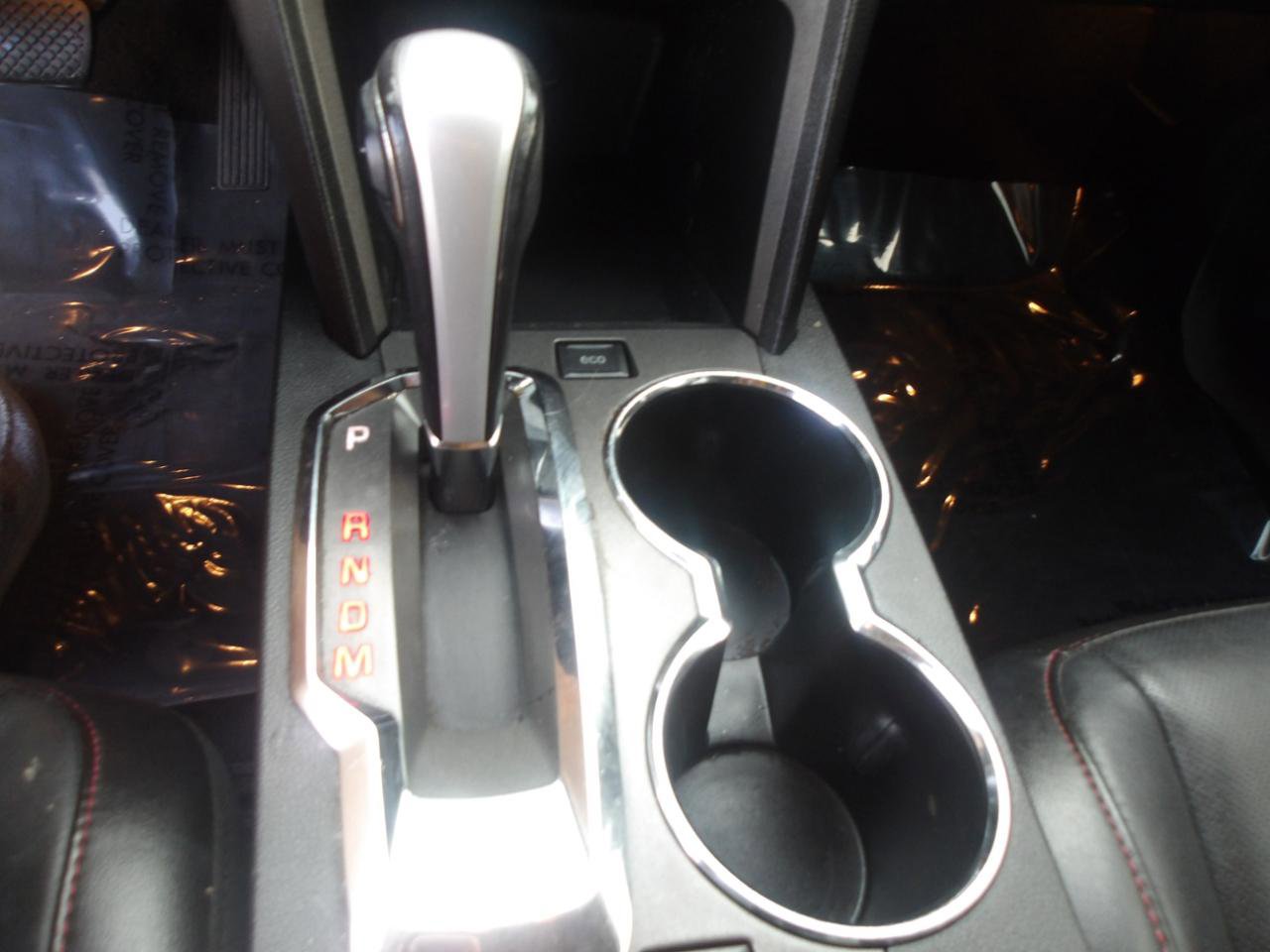 Used 2011 GMC Terrain SLT FWD image 23