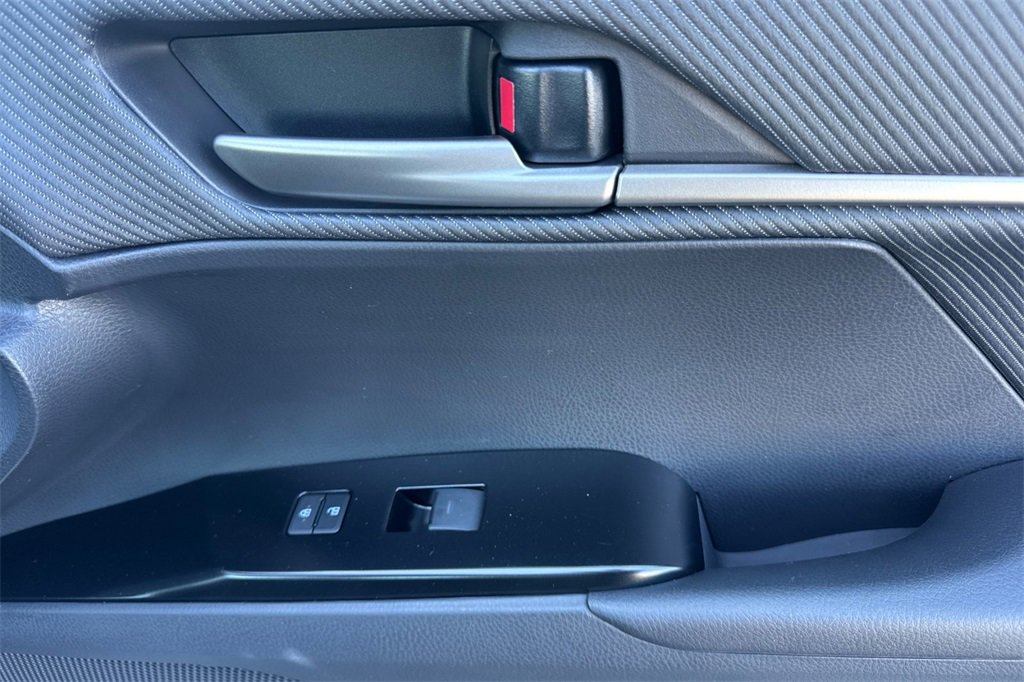 New 2026 Toyota Camry SE image 19