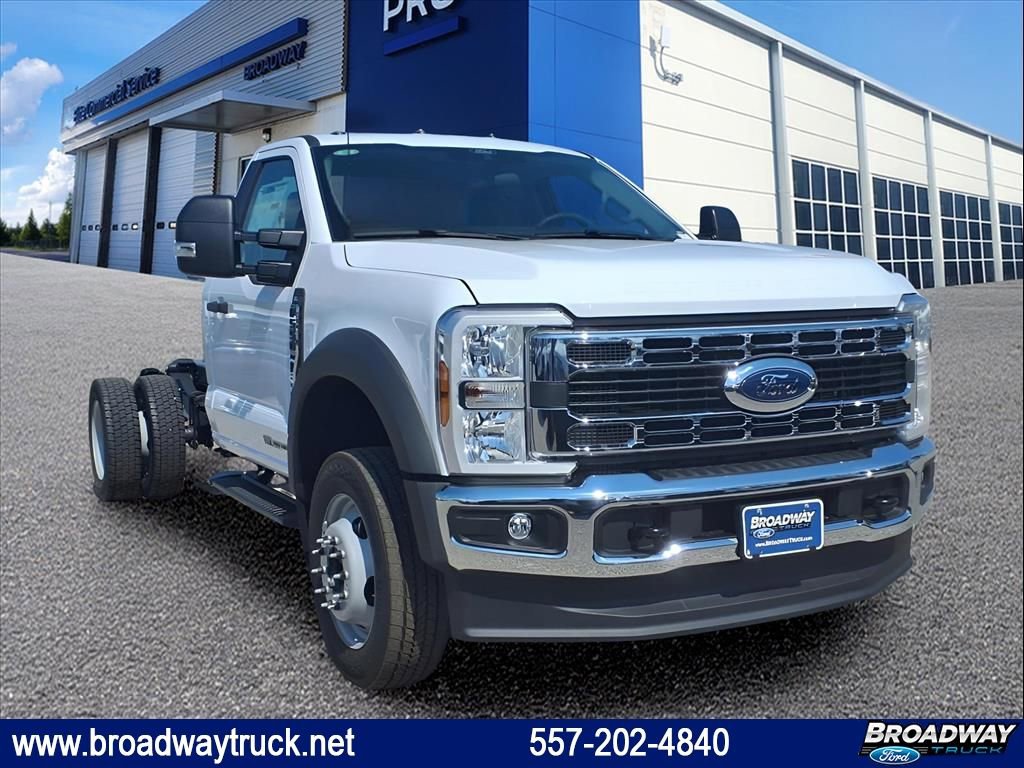 New 2025 Ford F550 4x4 Regular Cab Super Duty