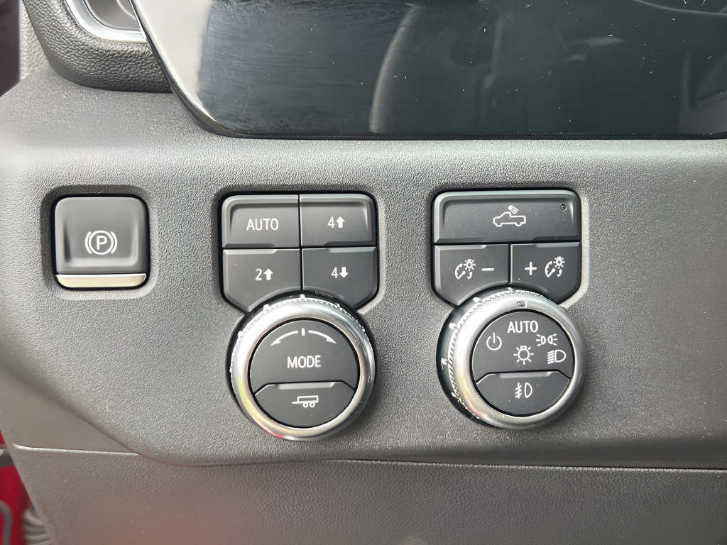 Used 2024 GMC Sierra 1500 Elevation AWD/4WD image 23
