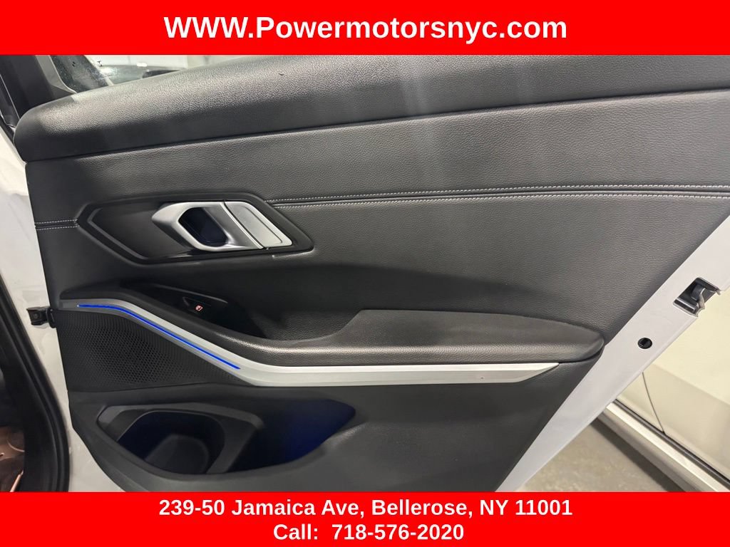 Used 2020 BMW 330i xDrive Sedan w/ Driving Assistance Package AWD/4WD image 26