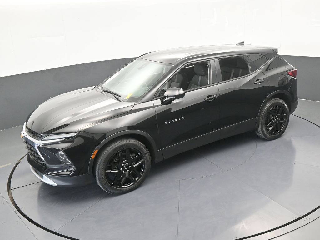 Certified 2023 Chevrolet Blazer LT w/ Driver Confidence Package image 45