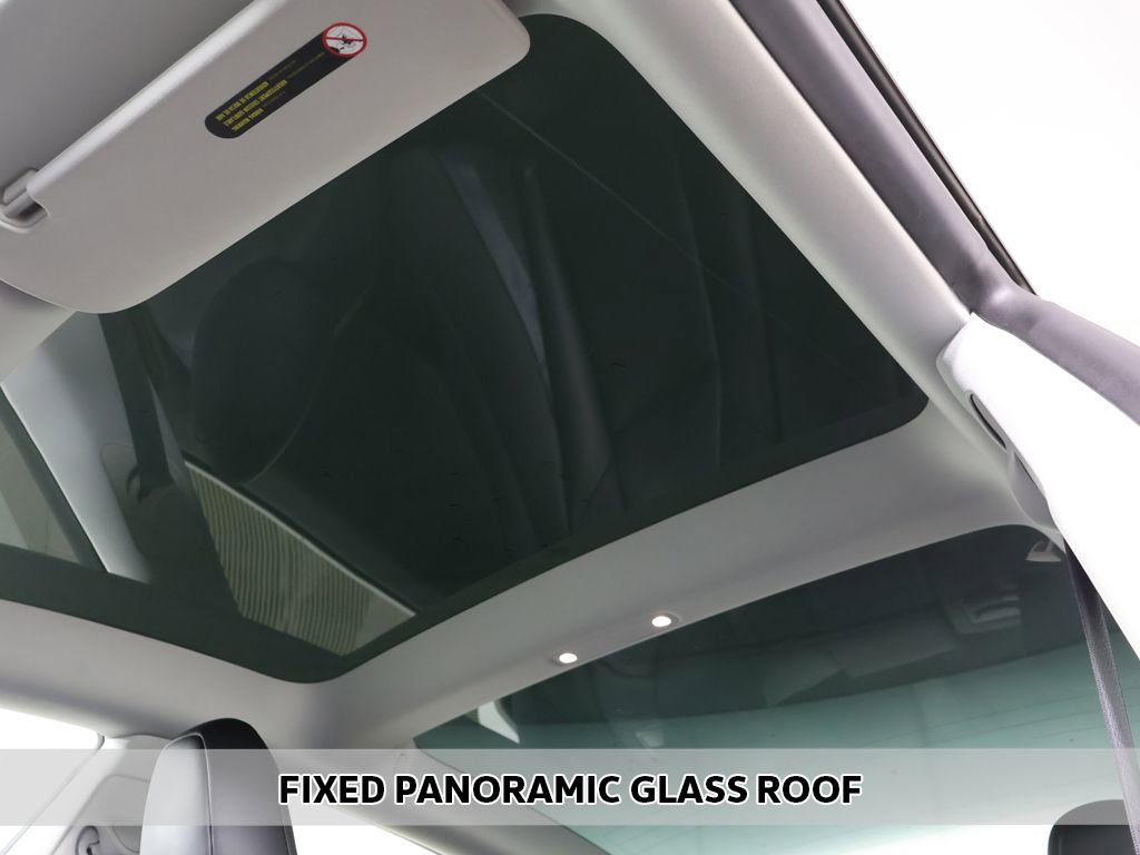 Used 2023 Tesla Model 3 Standard Range image 5