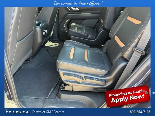 Used 2023 GMC Yukon AT4 w/ AT4 Premium Package AWD/4WD image 17